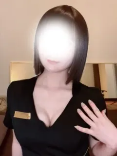 絢瀬 めい