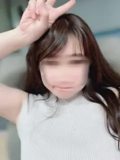 紗倉まなつ