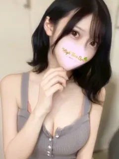 鈴川こはく