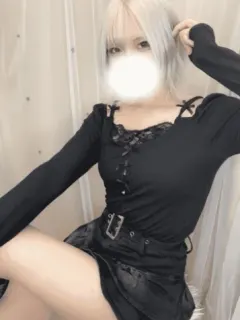 鷹宮せな