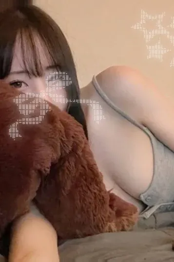長谷川えみり(Fever 池袋ルーム)の公式プロフィール写真