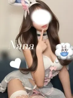 雫なな