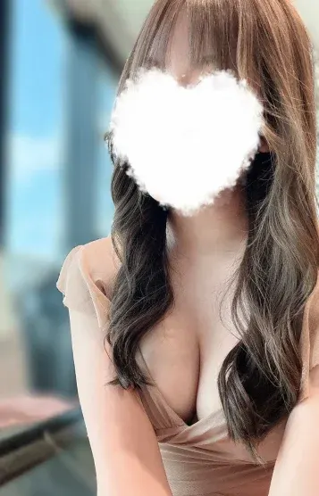 日和(Vivienne-ヴィヴィアン-)の公式プロフィール写真