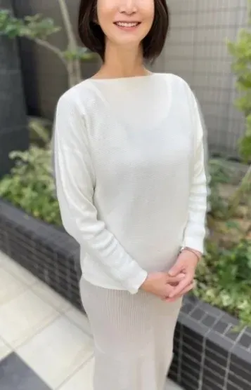 聡子(ミセスの子守唄)の公式プロフィール写真