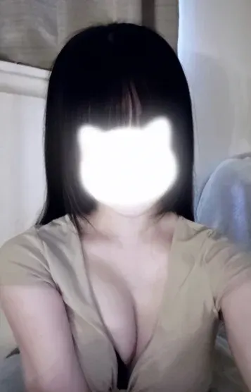 えな(Re:fla-リフラ-)の公式プロフィール写真