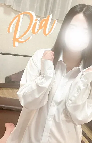 りあ(Re:fla-リフラ-)の公式プロフィール写真