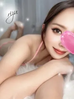 愛沢りず