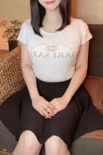 莉子(SARISARI)の公式プロフィール写真