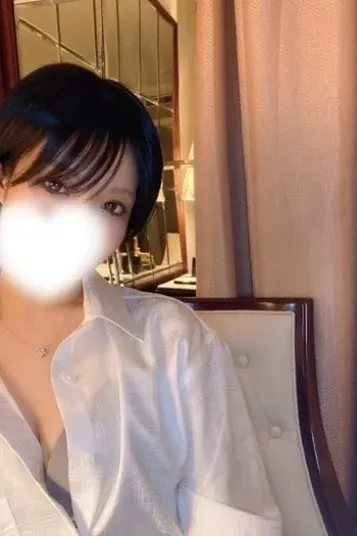 あや(Aillis-アイリス-)の公式プロフィール写真