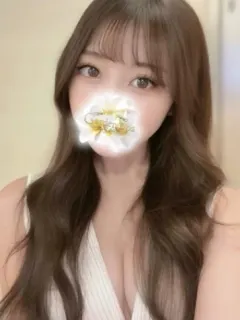 白咲ゆあ