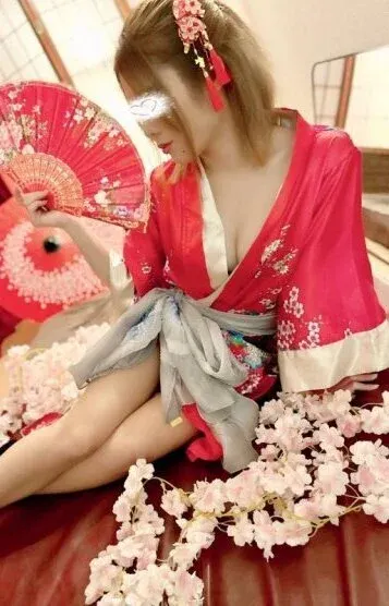 星野 かれん(紡戯 -tsumugi-)の公式プロフィール写真