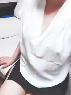 ユリ