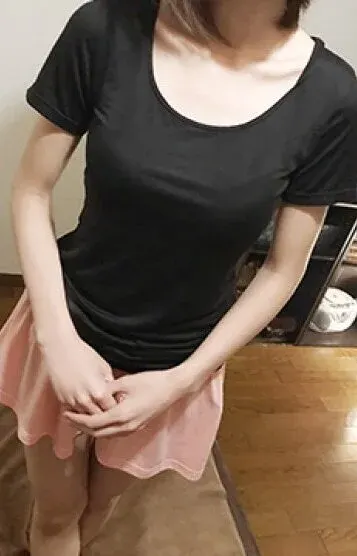 なお(蜜)の公式プロフィール写真