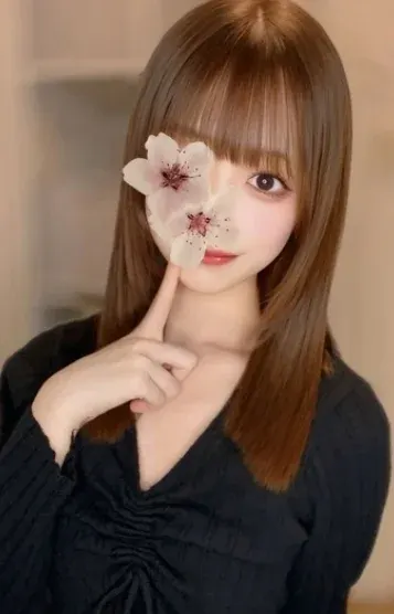 百合川なな(THE HALF)の公式プロフィール写真