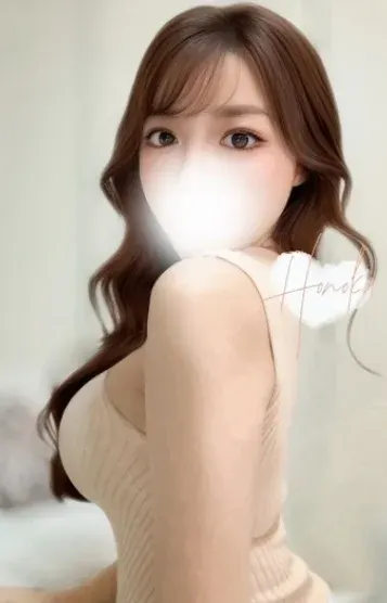 重盛ほのか(THE HALF)の公式プロフィール写真