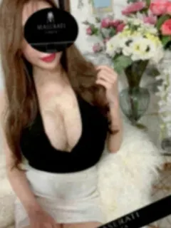 雫石 美那