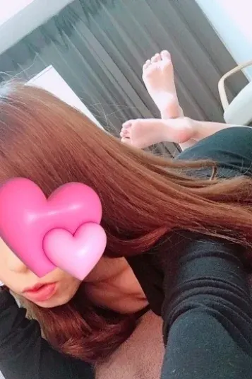 ゆに(美魔女セラピー)の公式プロフィール写真