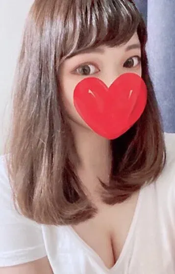 東村鈴花(AROMA TATTA)の公式プロフィール写真