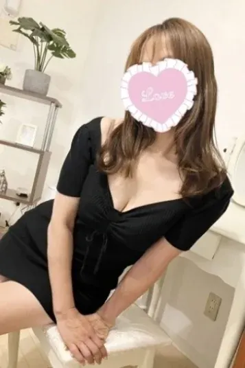 真木まき(秘密のミセスルーム)の公式プロフィール写真