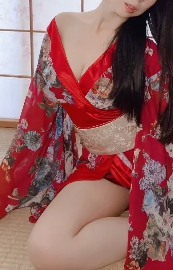 花咲芽衣(隠れ家メンズエステ「撫子」なでしこ)の公式プロフィール写真