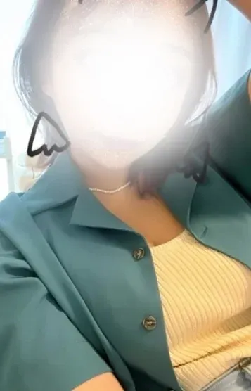 小宮れな(Chloe)の公式プロフィール写真