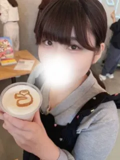 西澤ももか