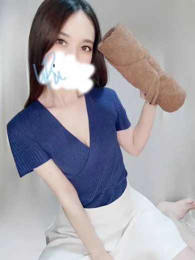 うる(AROMA Queen)の公式プロフィール写真