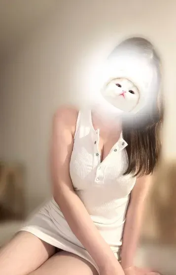 朝比奈しほ(Flora Bay)の公式プロフィール写真