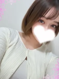 東条まりな
