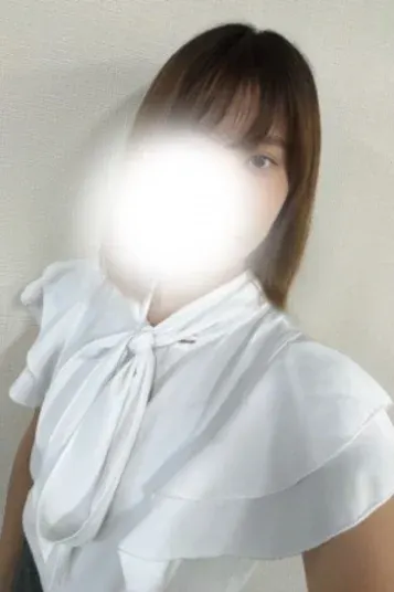 有馬りん(マダムと紳士)の公式プロフィール写真