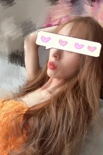 松本まりな(マダムと紳士)の公式プロフィール写真