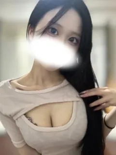 黒瀧 めみ