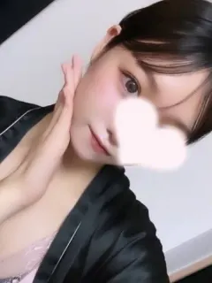望月 まな