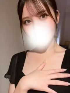 愛染リカ