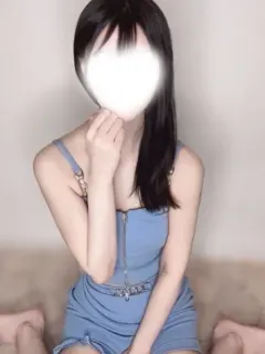 進藤みな