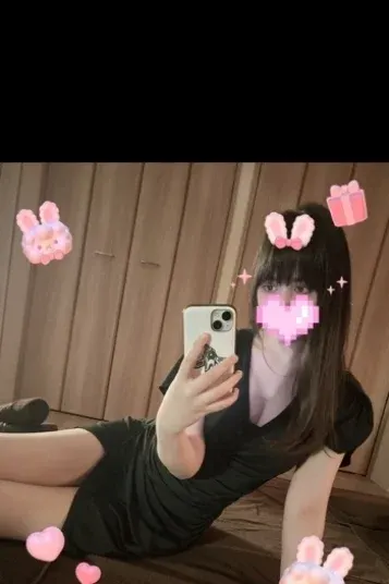 初音れい(FEVER)の公式プロフィール写真