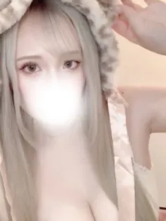ももあ