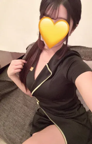 ルナ(C-rest)の公式プロフィール写真
