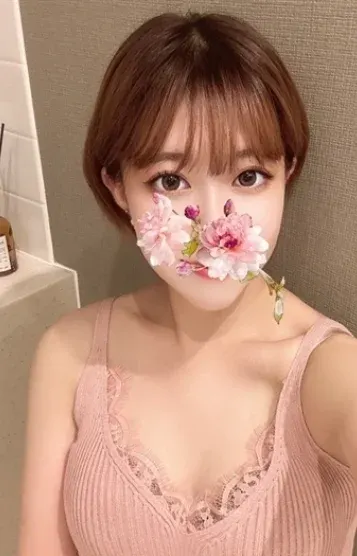 宮本 しの(Dejavu TOKYO)の公式プロフィール写真