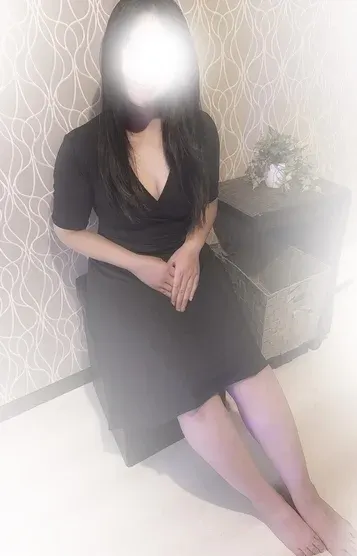 成海(MADAM 名古屋)の公式プロフィール写真
