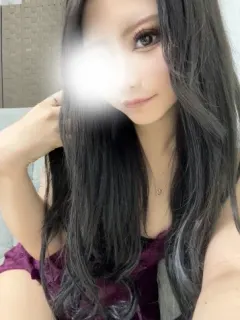 浜辺 ゆうあ