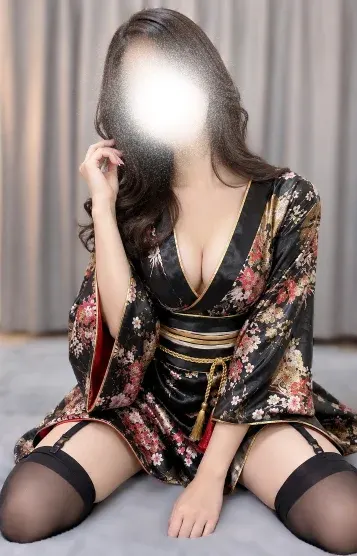 かりん(FLORA フローラ)の公式プロフィール写真
