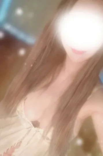 椎名 みな(Pure White)の公式プロフィール写真