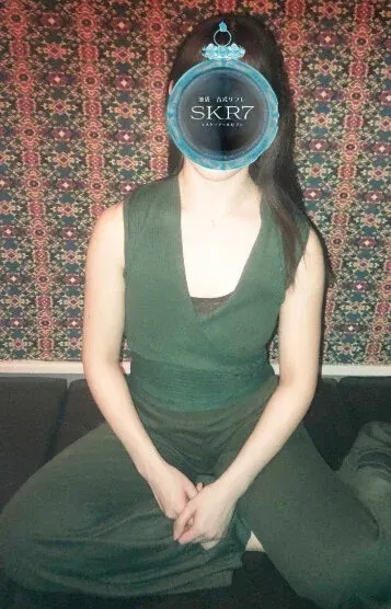 なつみ(池袋古式リフレ「SKR7(エスケーアールセブン)」)の公式プロフィール写真