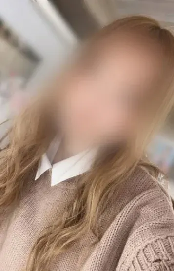 ひより(万華鏡-ESTELLE-)の公式プロフィール写真