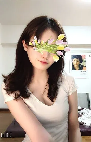 市川あかり(UraSanEsu -ウラサネス-)の公式プロフィール写真