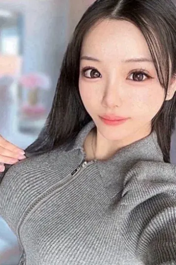 みあ(New Glamorous)の公式プロフィール写真
