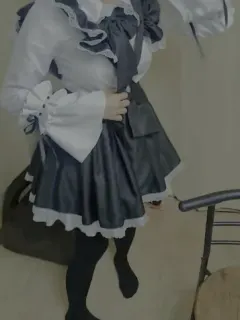 滝井 エミリ