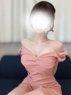 小鳥遊ゆり