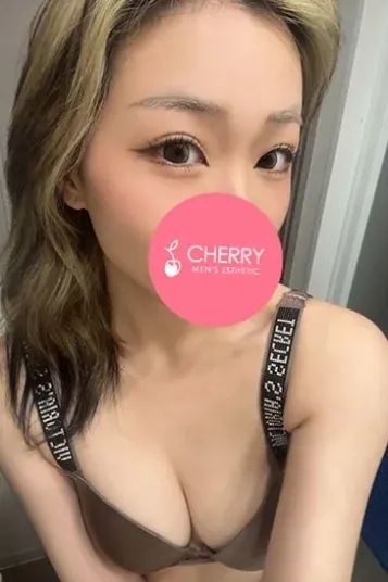 えみ(CHERRY)の公式プロフィール写真